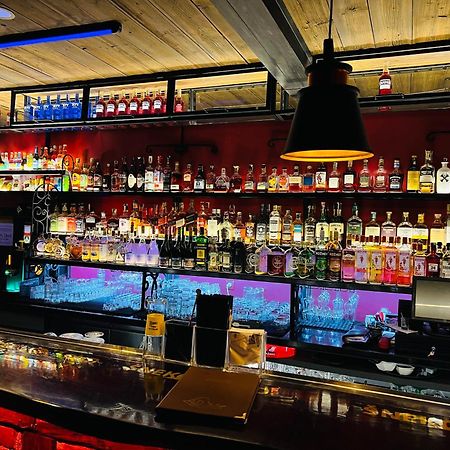 捷克布杰约维采 Snekolend酒店 外观 照片