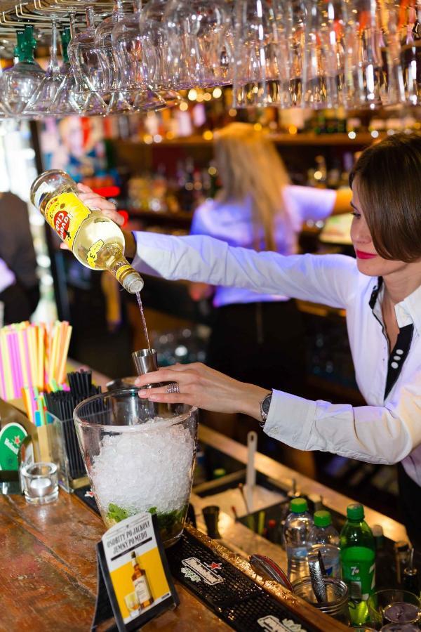 捷克布杰约维采 Snekolend酒店 客房 照片